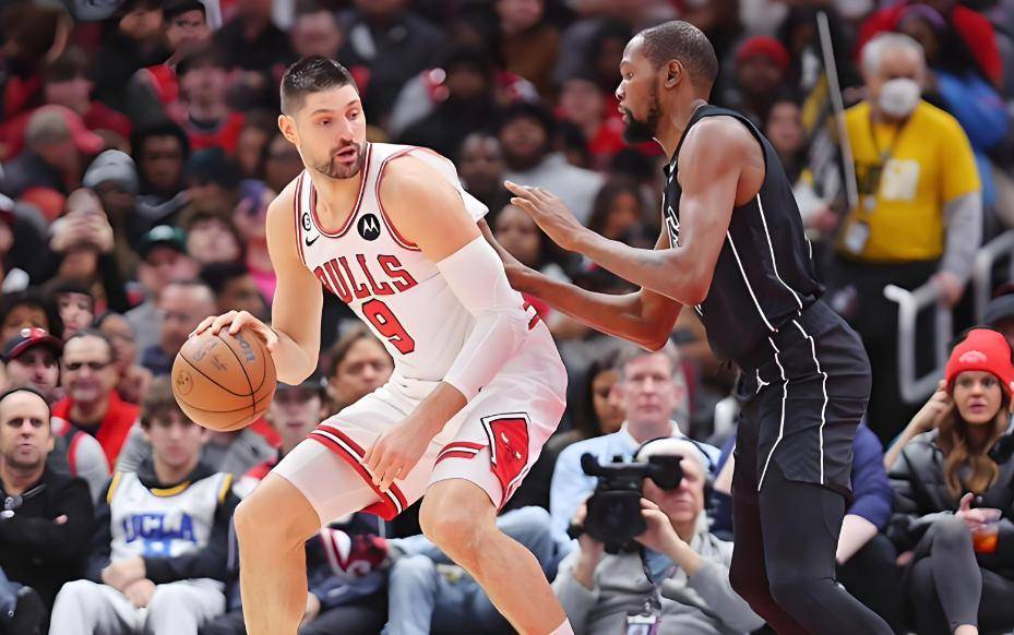 重磅！塔图姆在雄鹿比赛中大胜风云突变金州勇士转会期伤情更新，曼联手感冰凉备战德甲的简单介绍